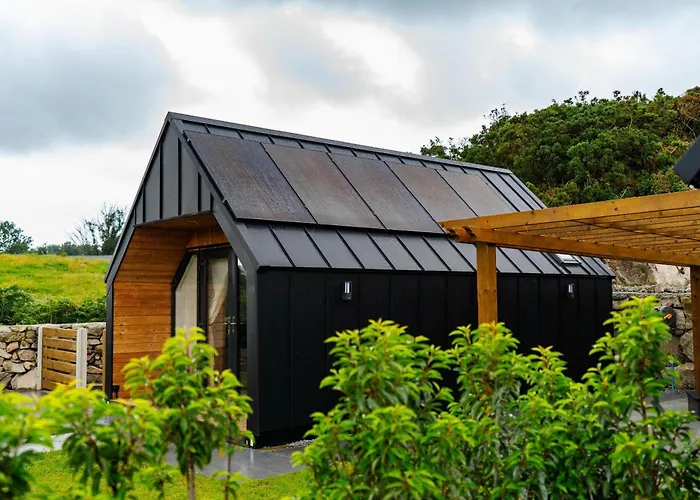 The Village At The Rocks - Luxury Glamping Resort